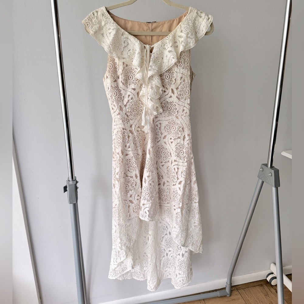 WHITE BRIDAL HI LOW RUFFLE LACE SLEEVELESS MIDI DRESS SZ SMALL